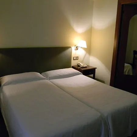 Aston Hotel