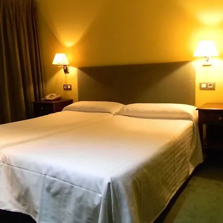Aston Hotel