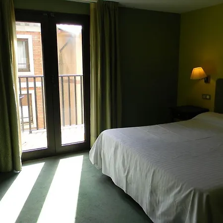 Hotel Aston 3*